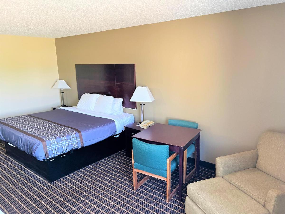 Designer Inn And Suites Toledo Eksteriør billede