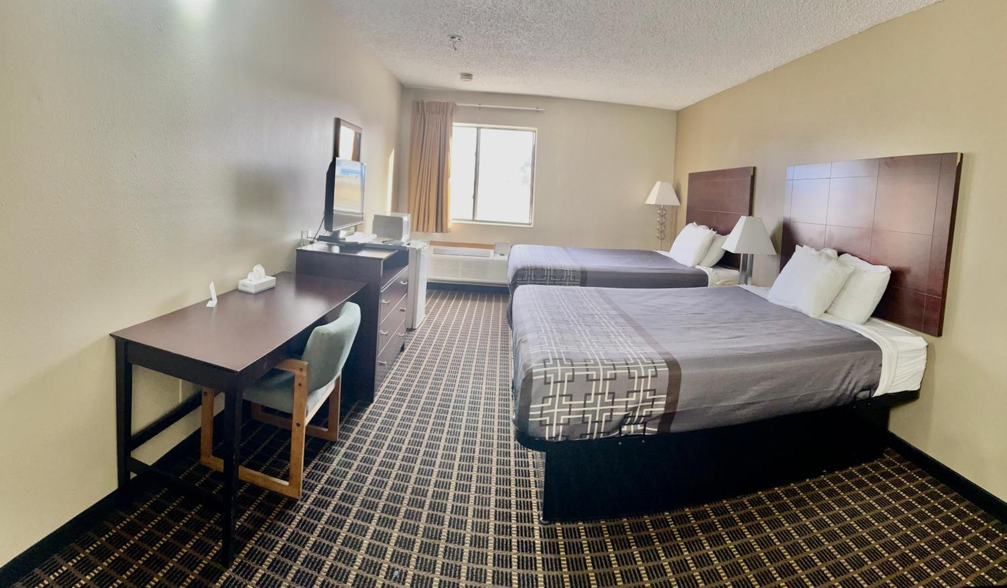 Designer Inn And Suites Toledo Eksteriør billede